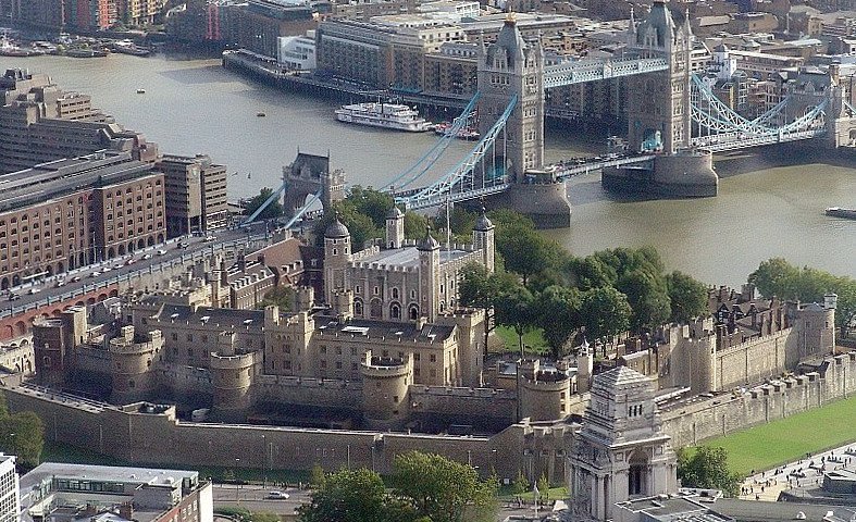 El Puente de la Torre (Tower Bridge)